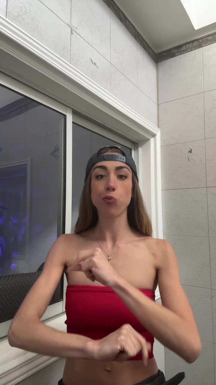 @lananacanaria