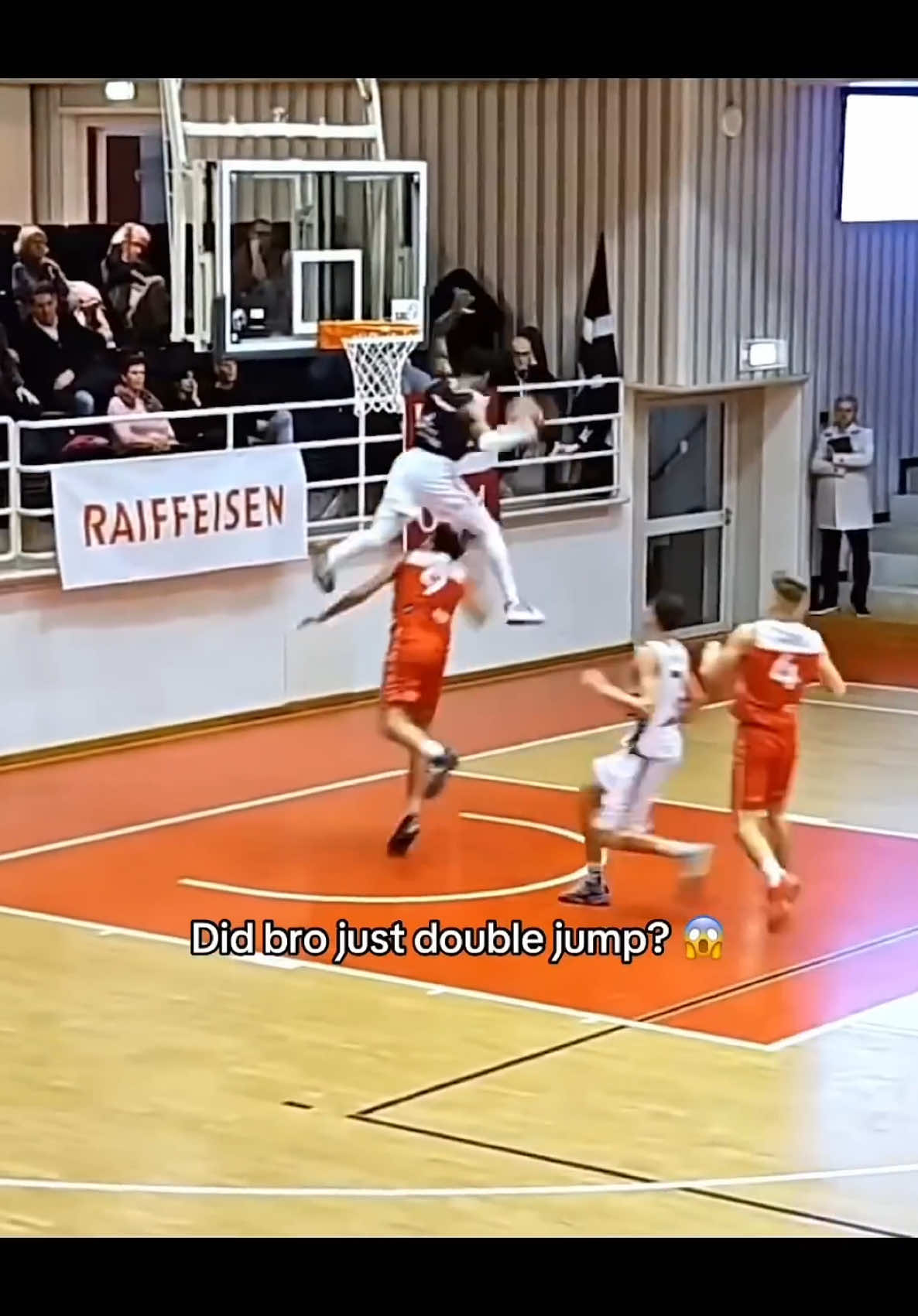 @DUNK | BASKETBALL
