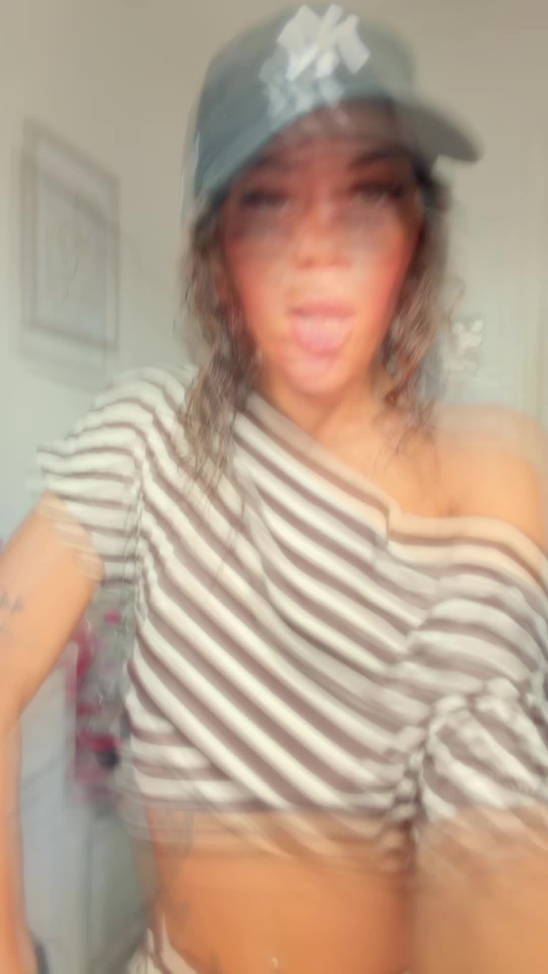 @lilylamptey