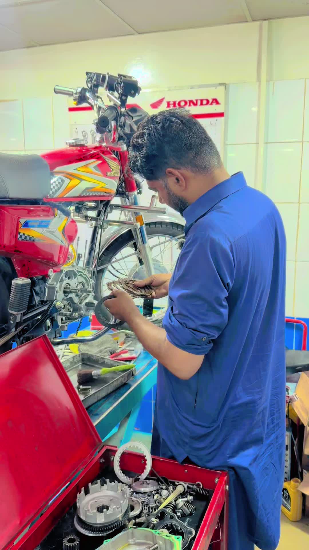 @Honda workshop officials