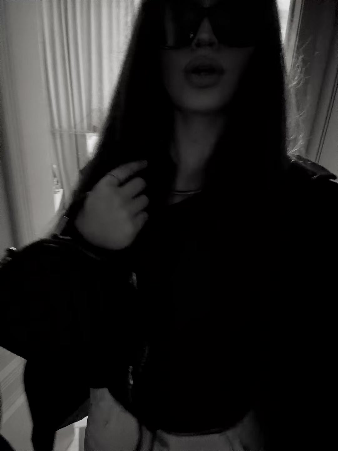 @🍷