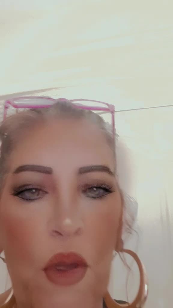 @Anna Esposito