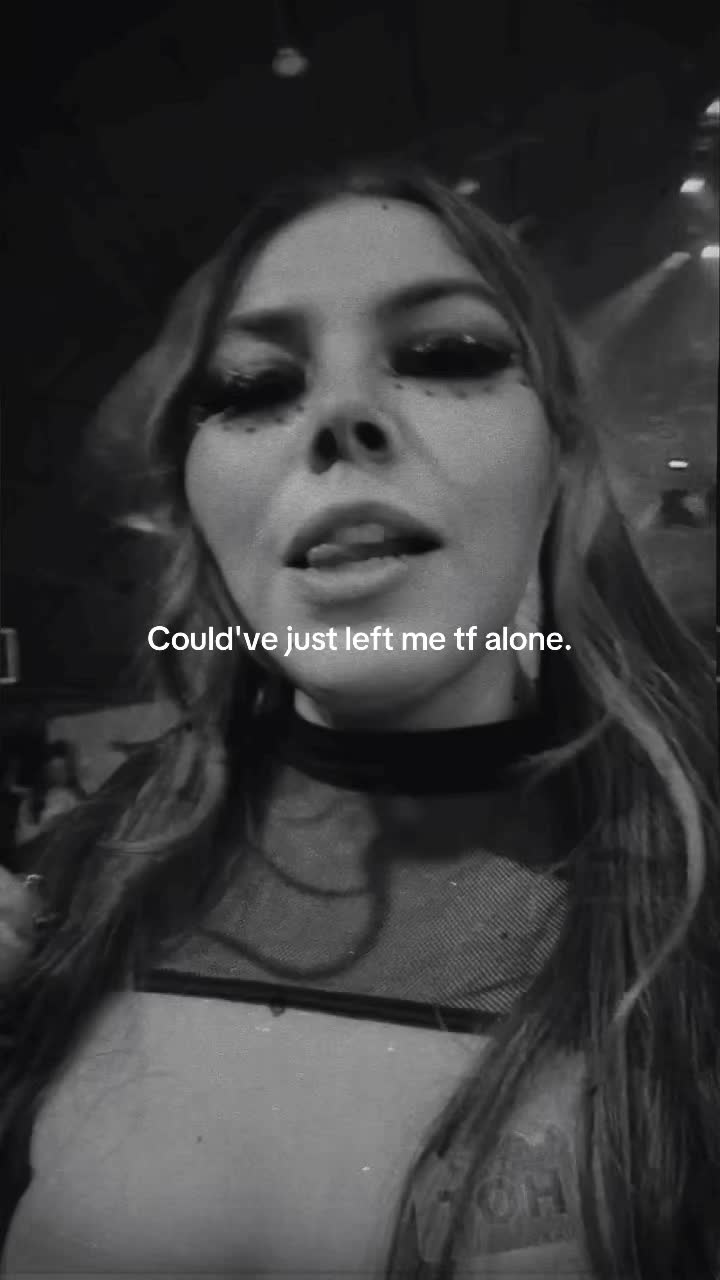 @Alyssssaalee