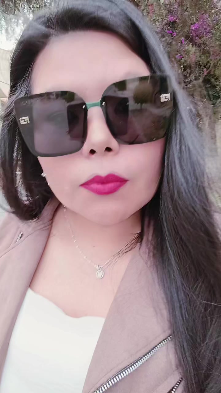 @Elita