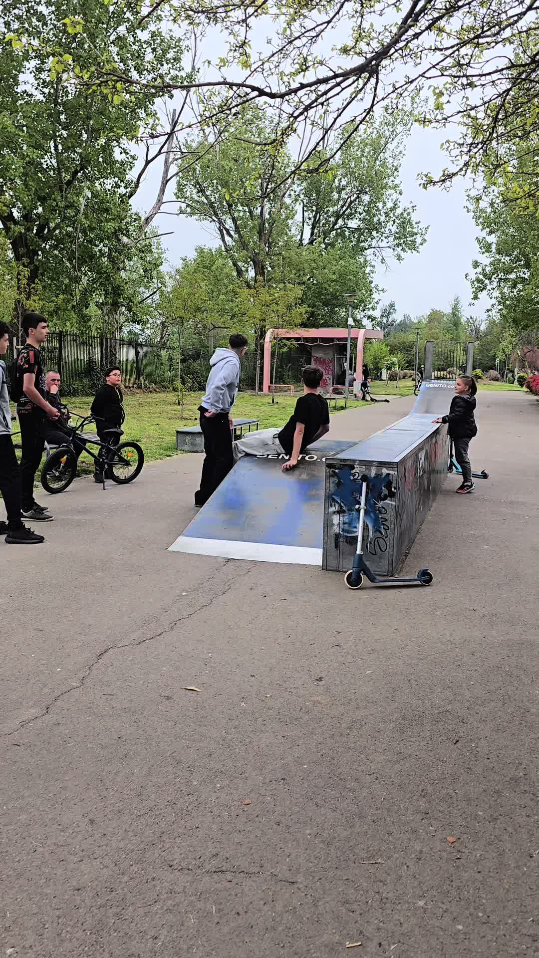 @Spacer Limbuță