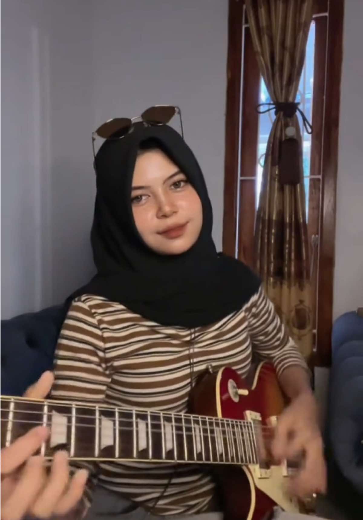 @mayamflha