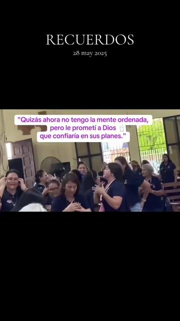 @María