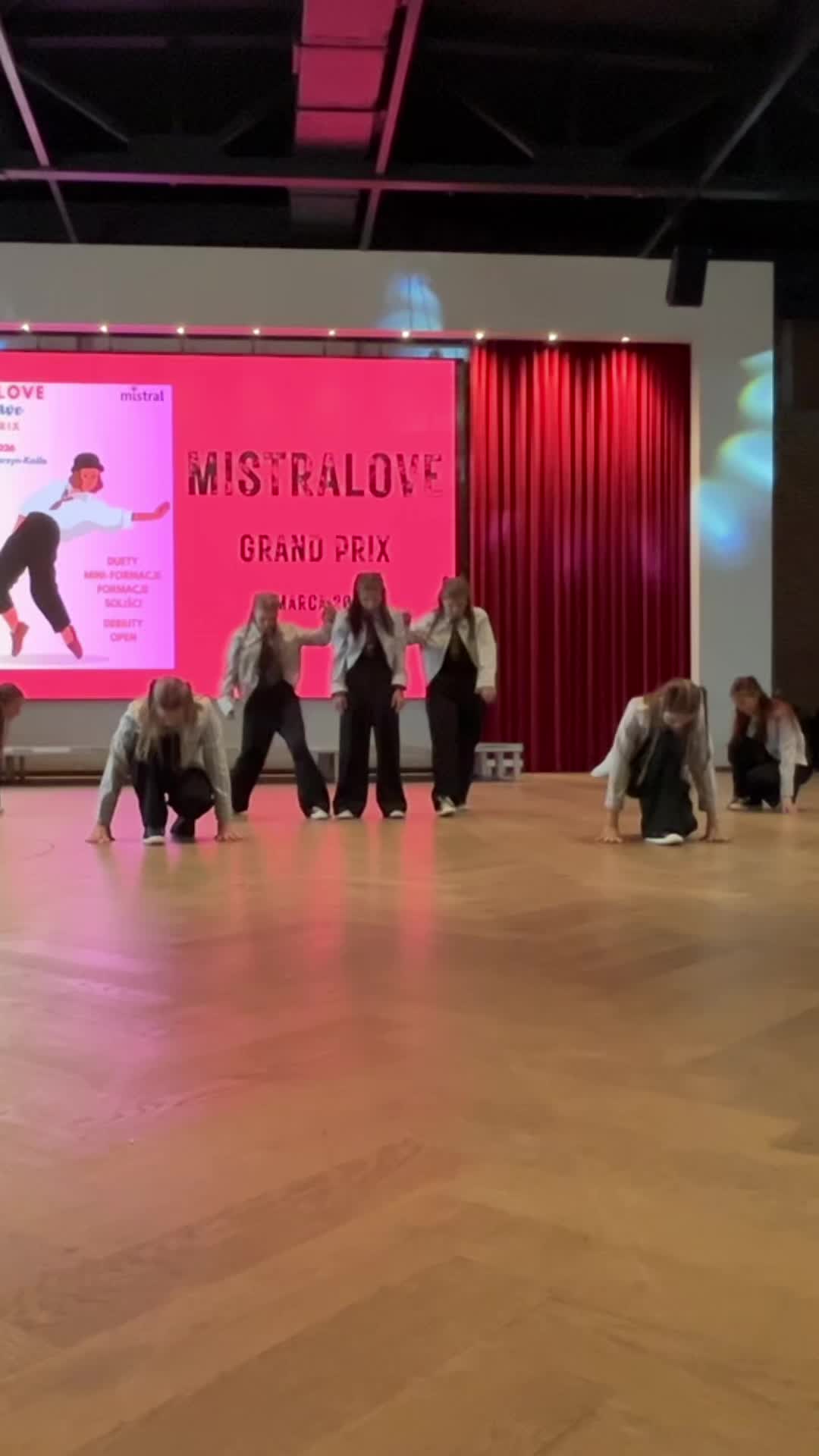 @Natalka🦋