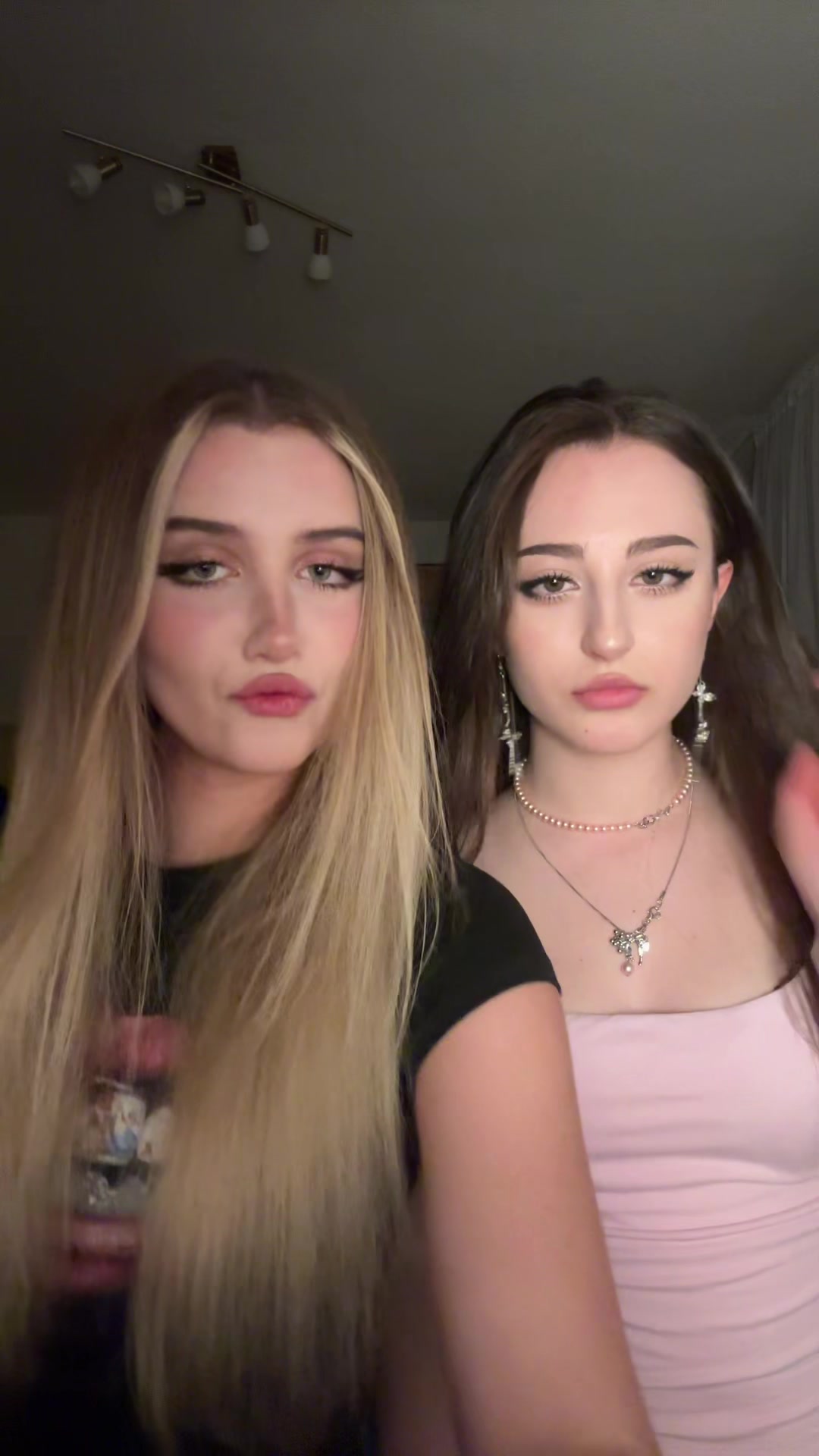 @𝐌 ❦
