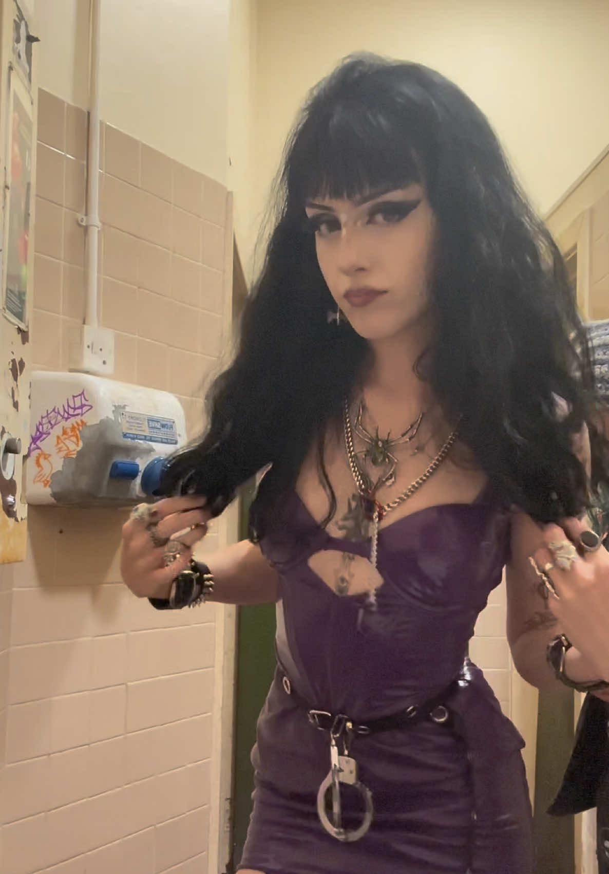 @Hallie._.alchemy