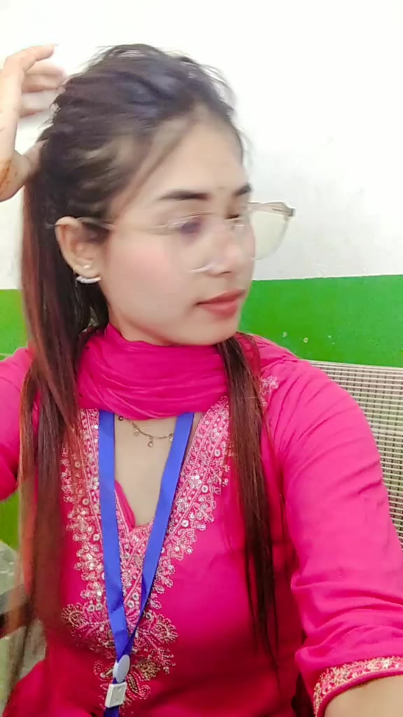 @Xoti(•‿•)