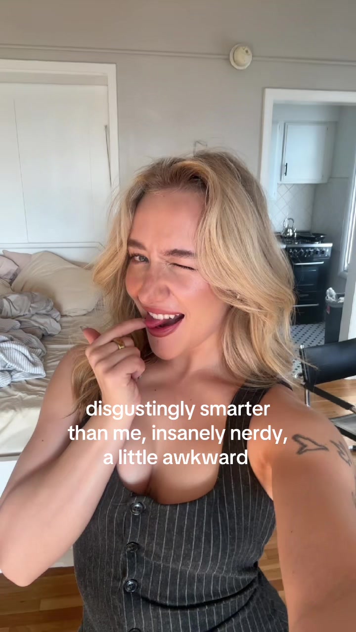 @chloee marie lindsay
