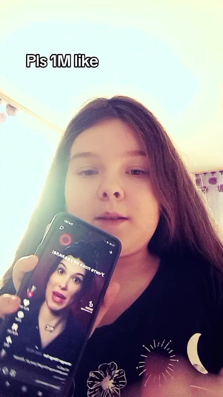 @Karinka🪽
