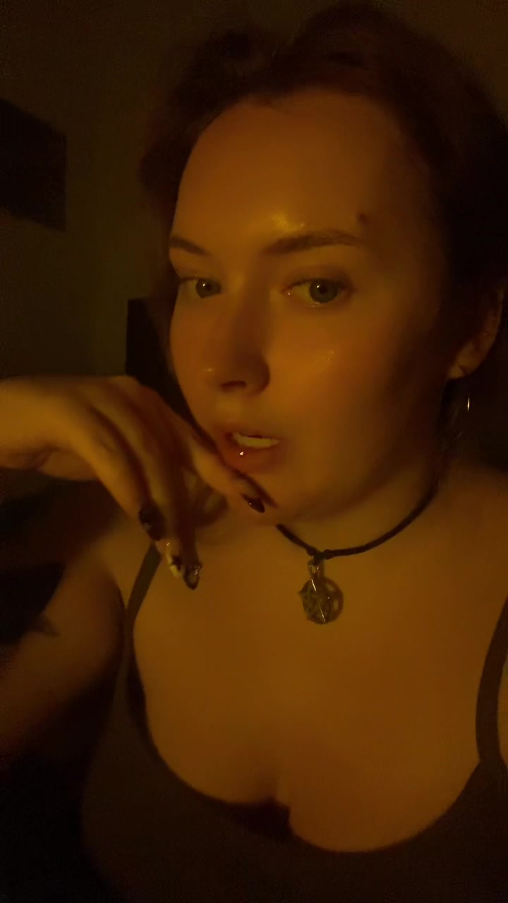 @Hazelhunterr