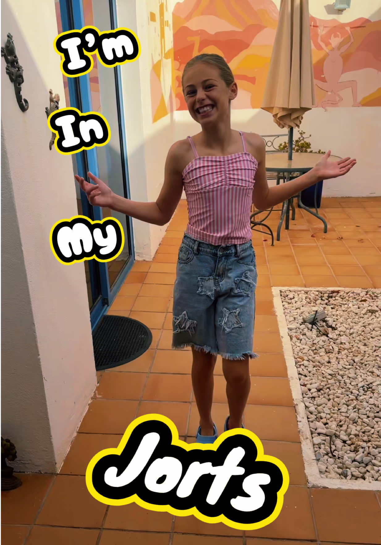 @Daisy does Football