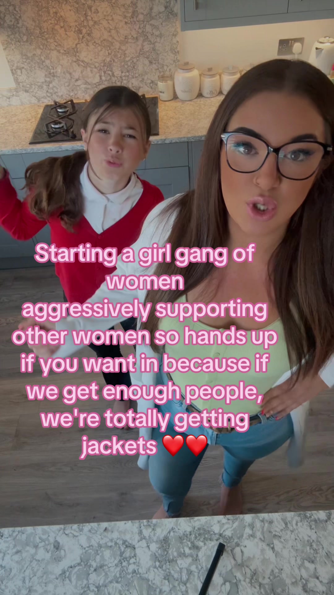 @HollieAndThe3❤️