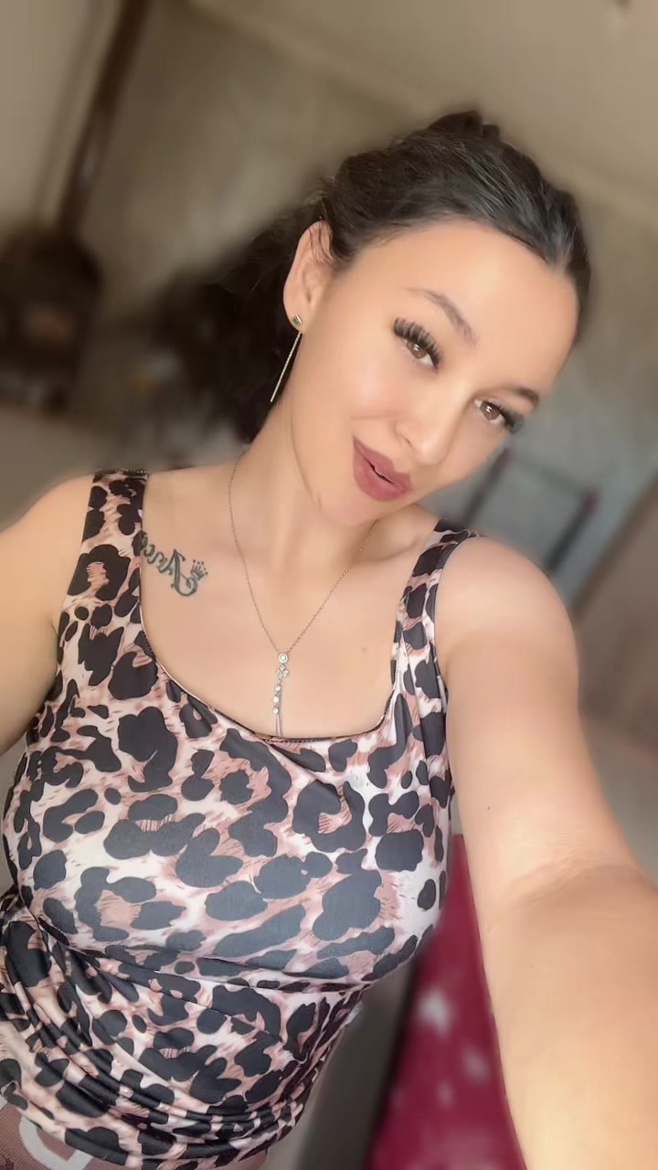 @delia_ozanaa