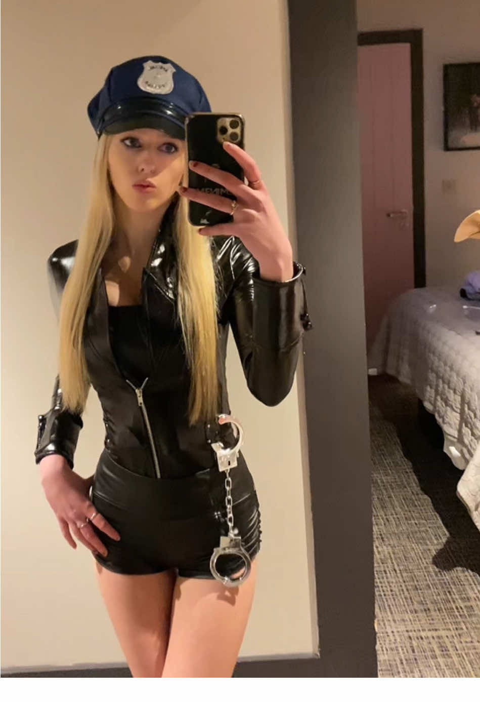 @Eva
