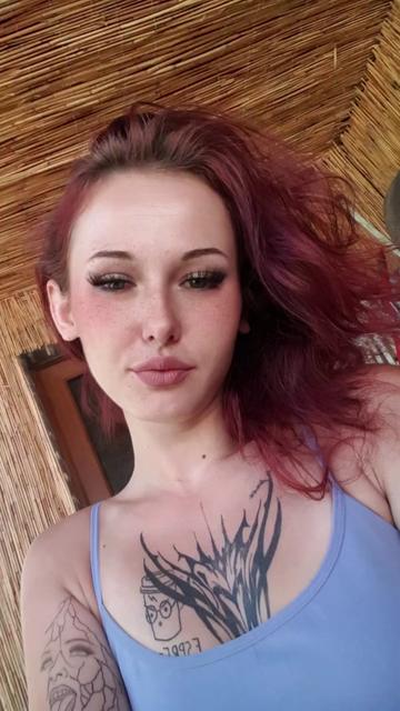 @Cherry_ink444