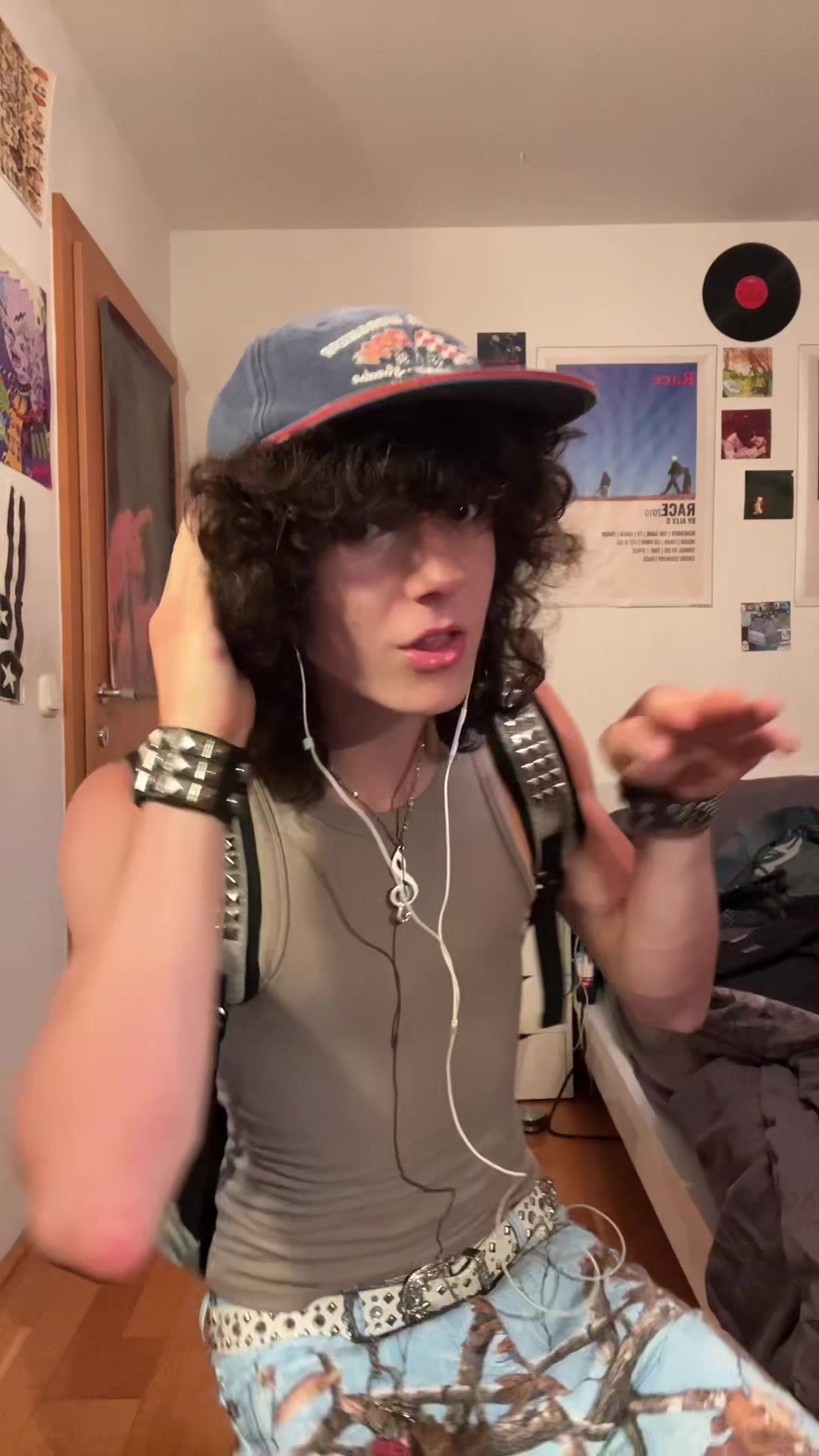 @Pol