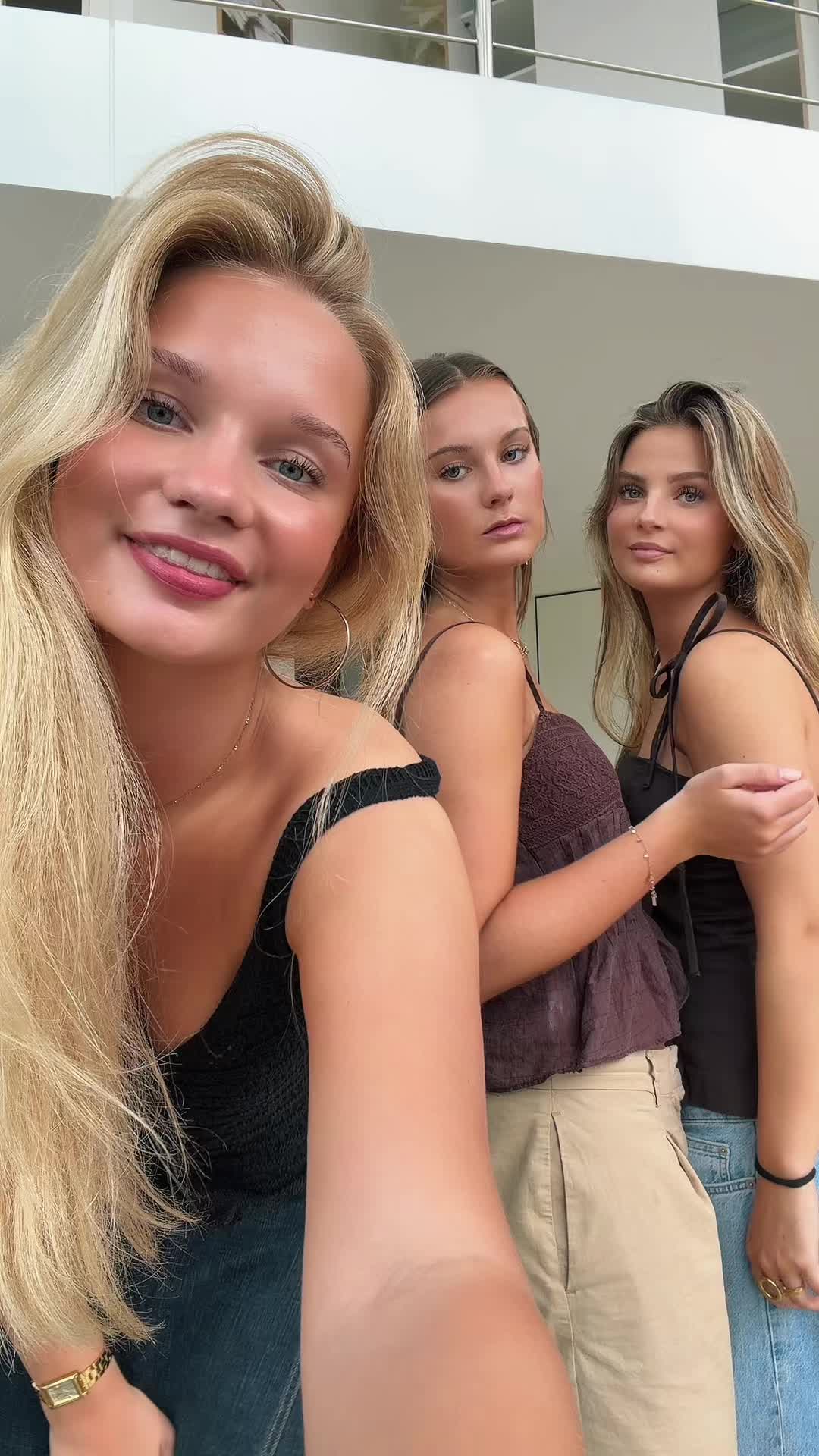 @Emma🌟