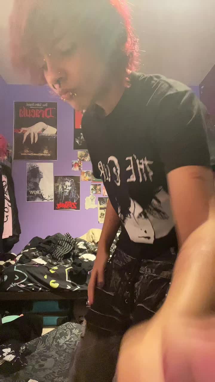 @🦇