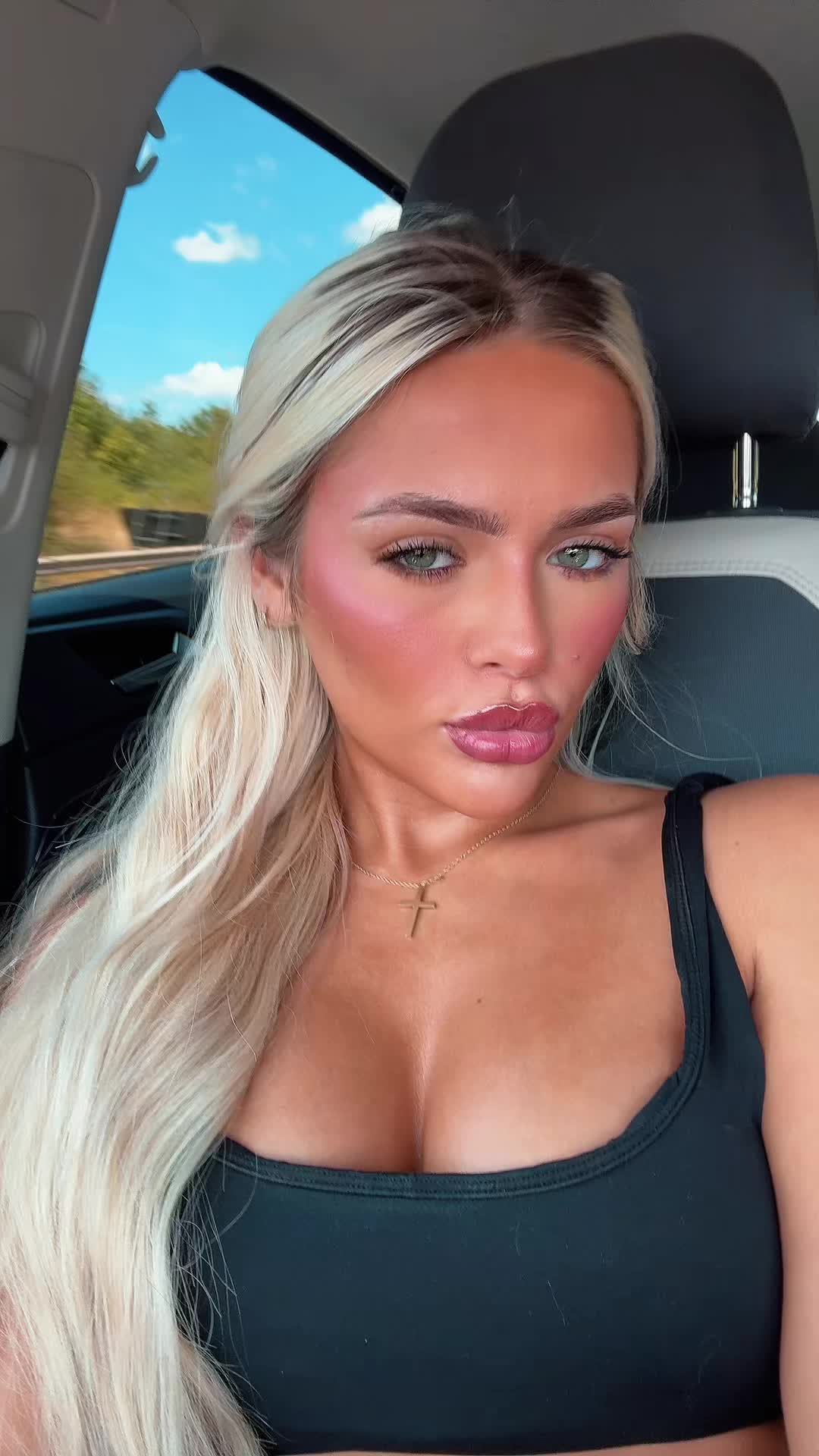 @coraleilani