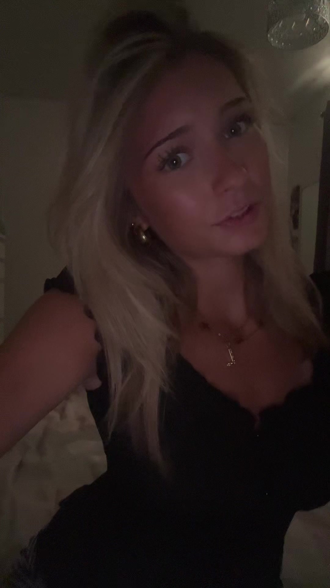 @𝐋