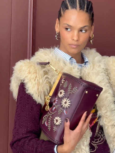 @Etro