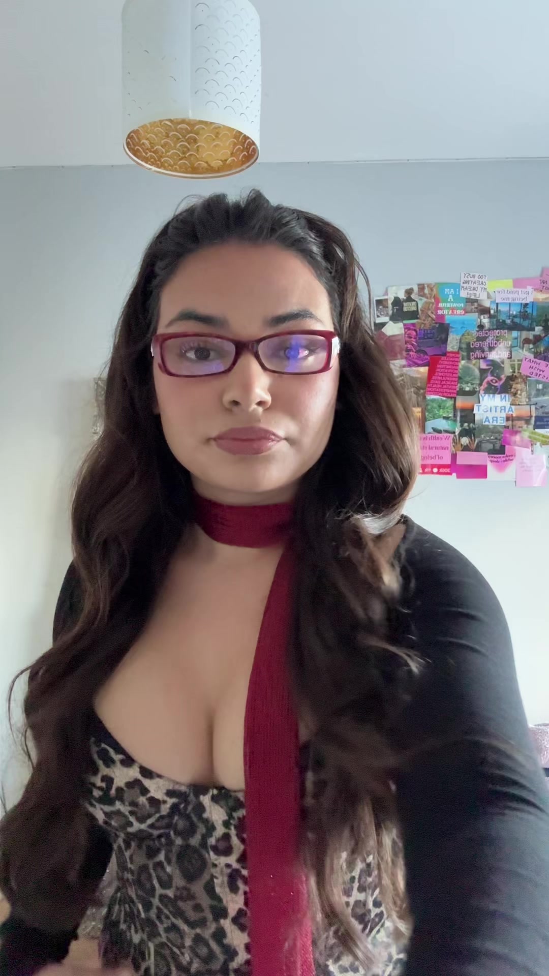 @vikidossantosdj