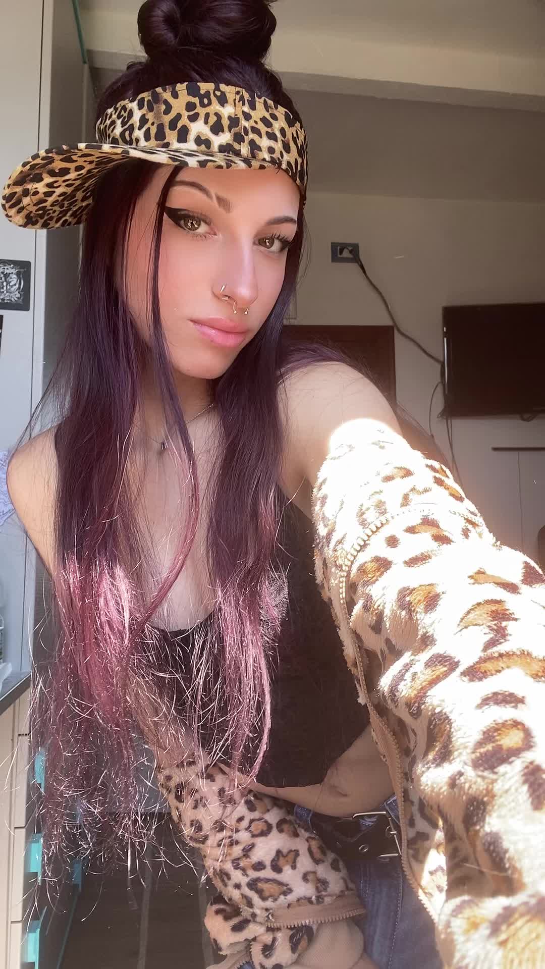 @noee