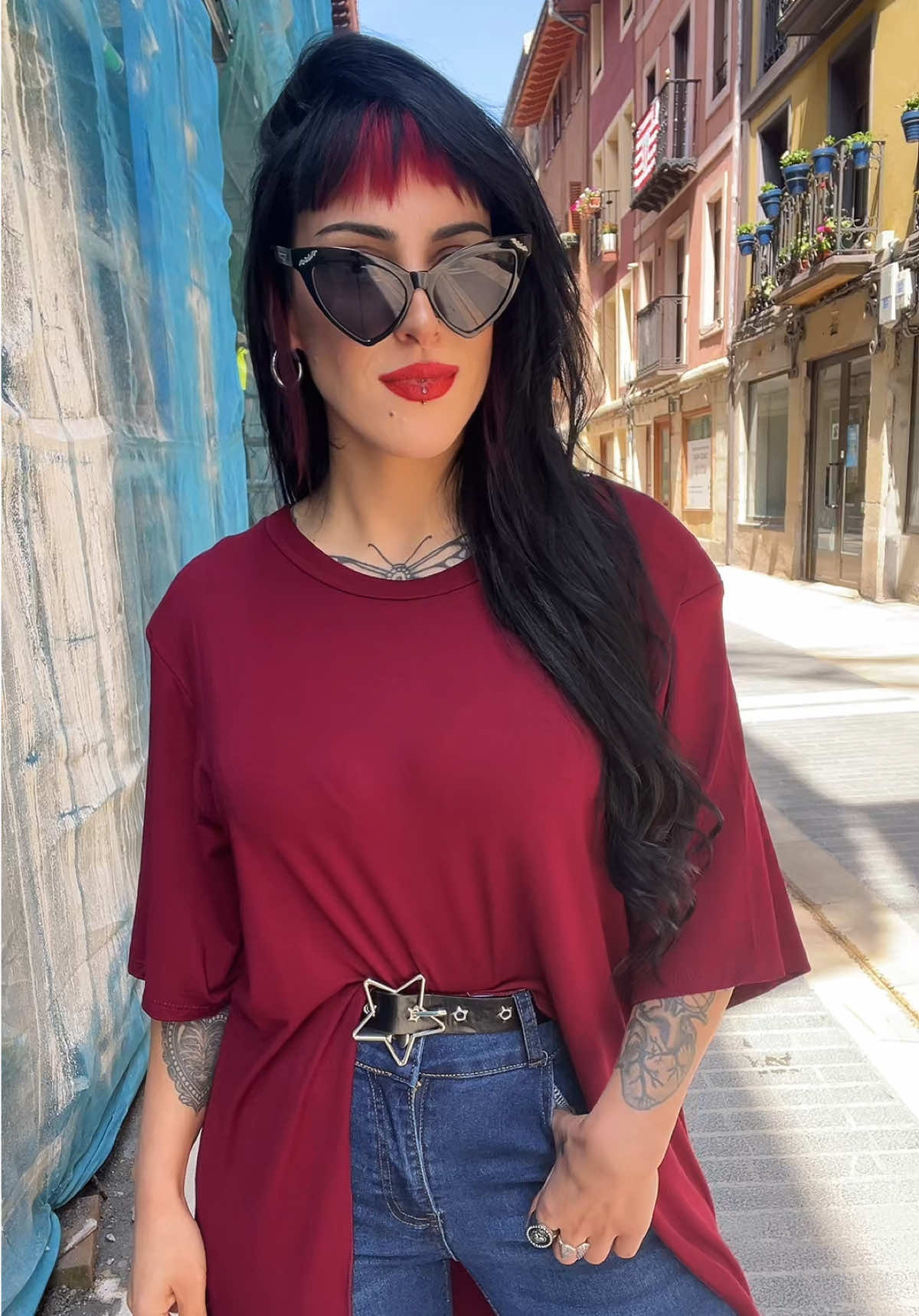 @Artistinta