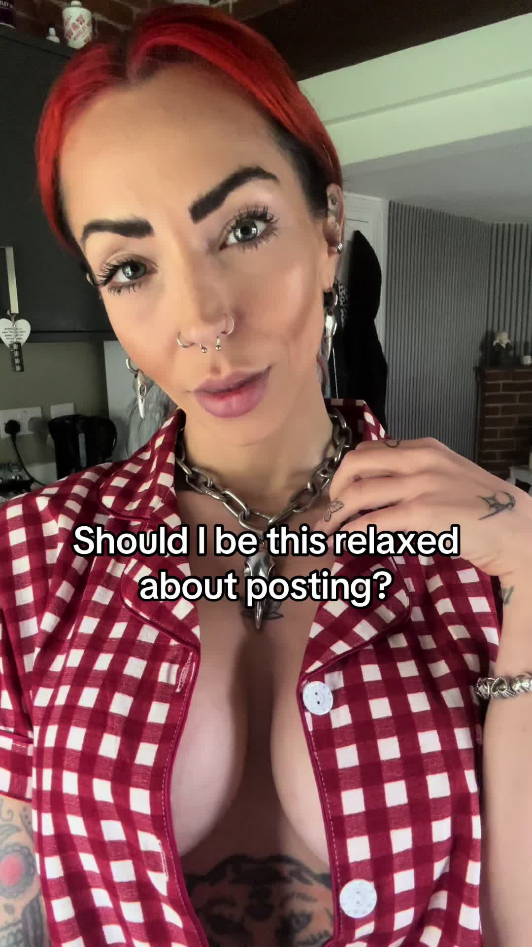 @itsonlyem__