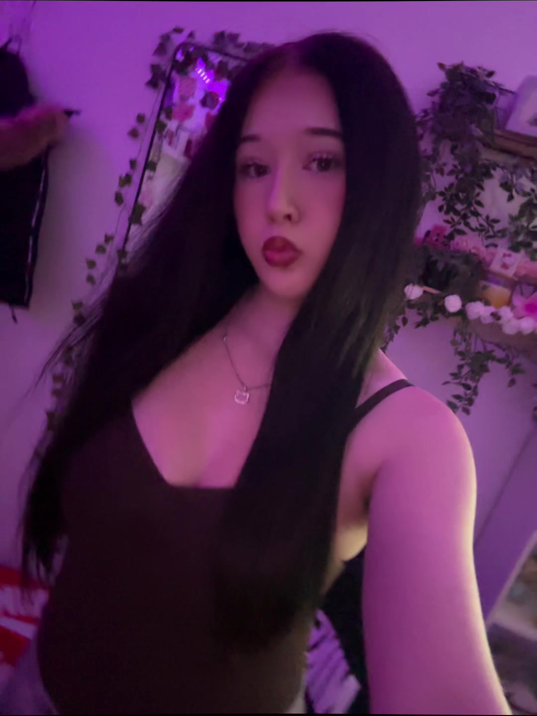 @ꨄ