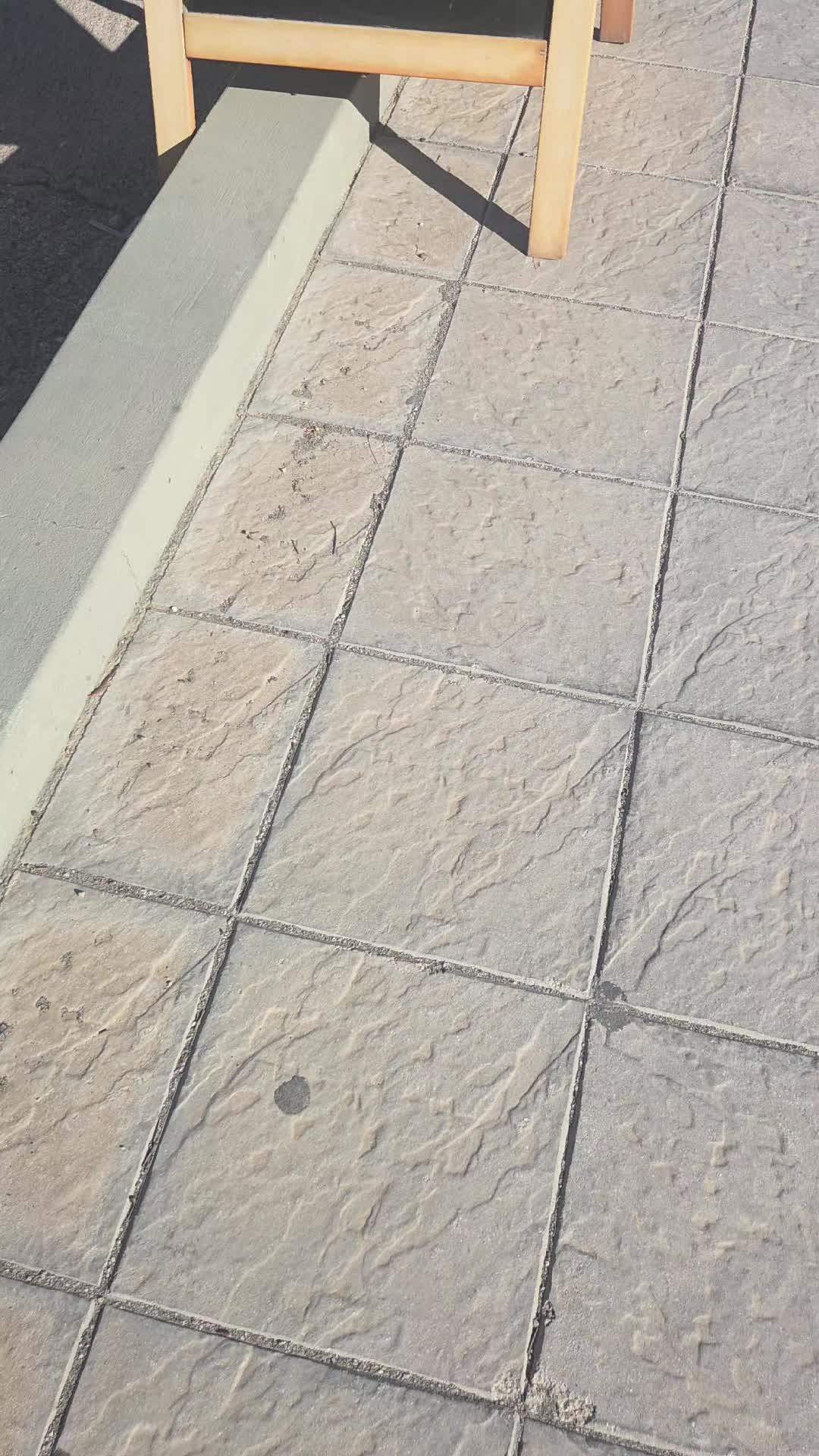@Sähkömasentaja