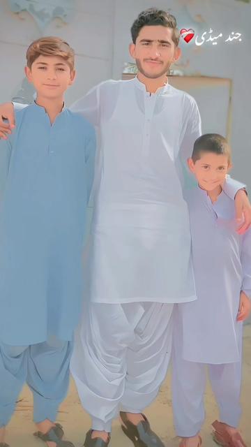 @✌🏻خان زادہ😈