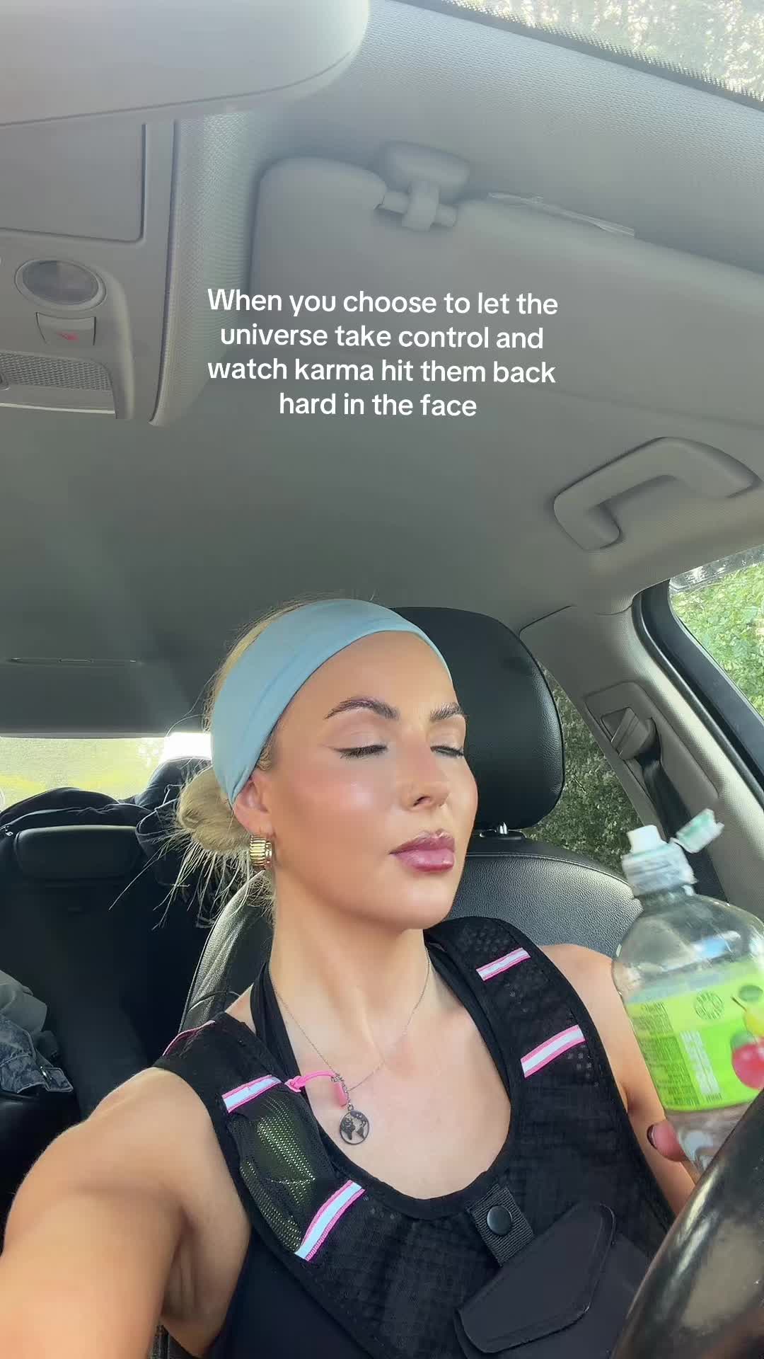 @themelissaclarke