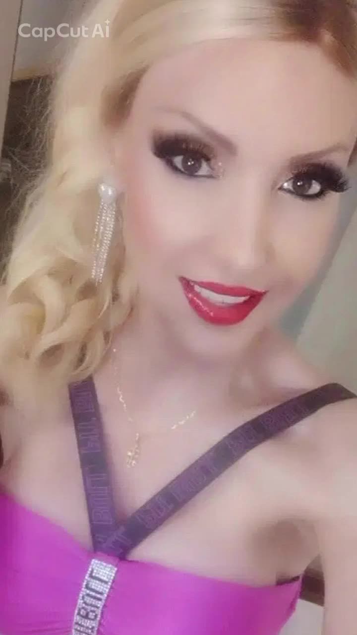 @SabrinaVictoria