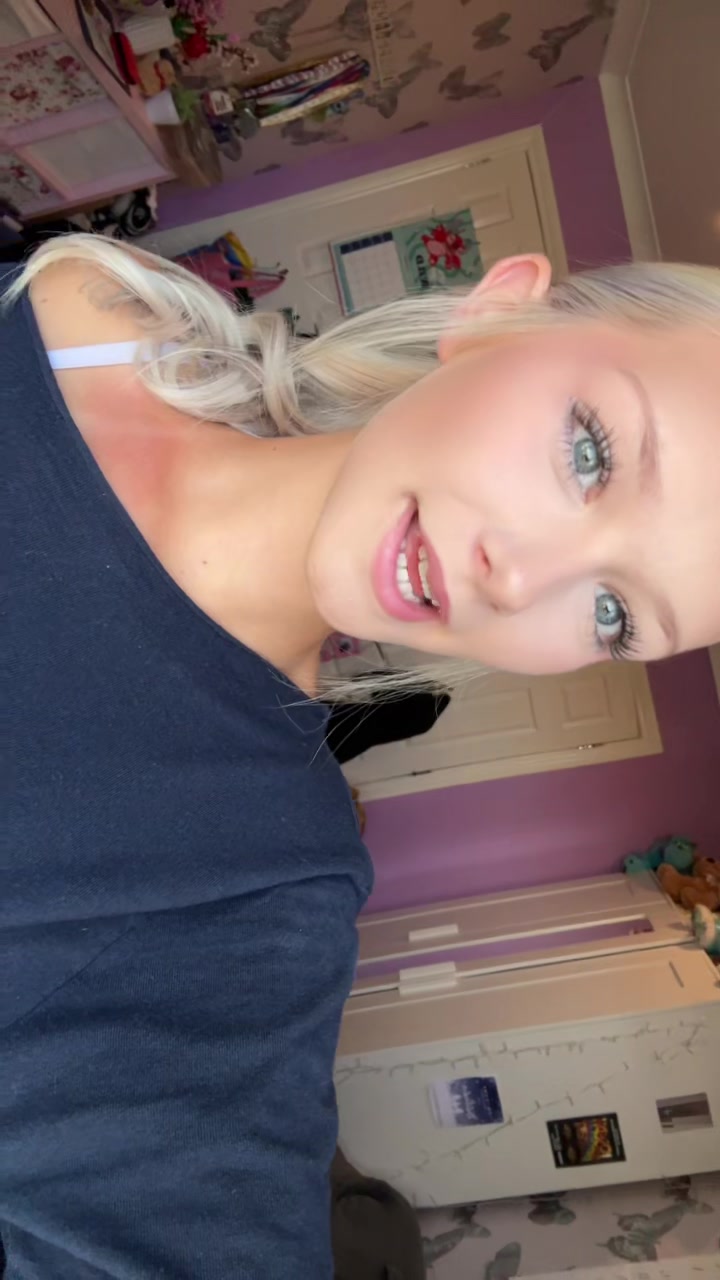@𝐥𝐞𝐱𝐢 🥀