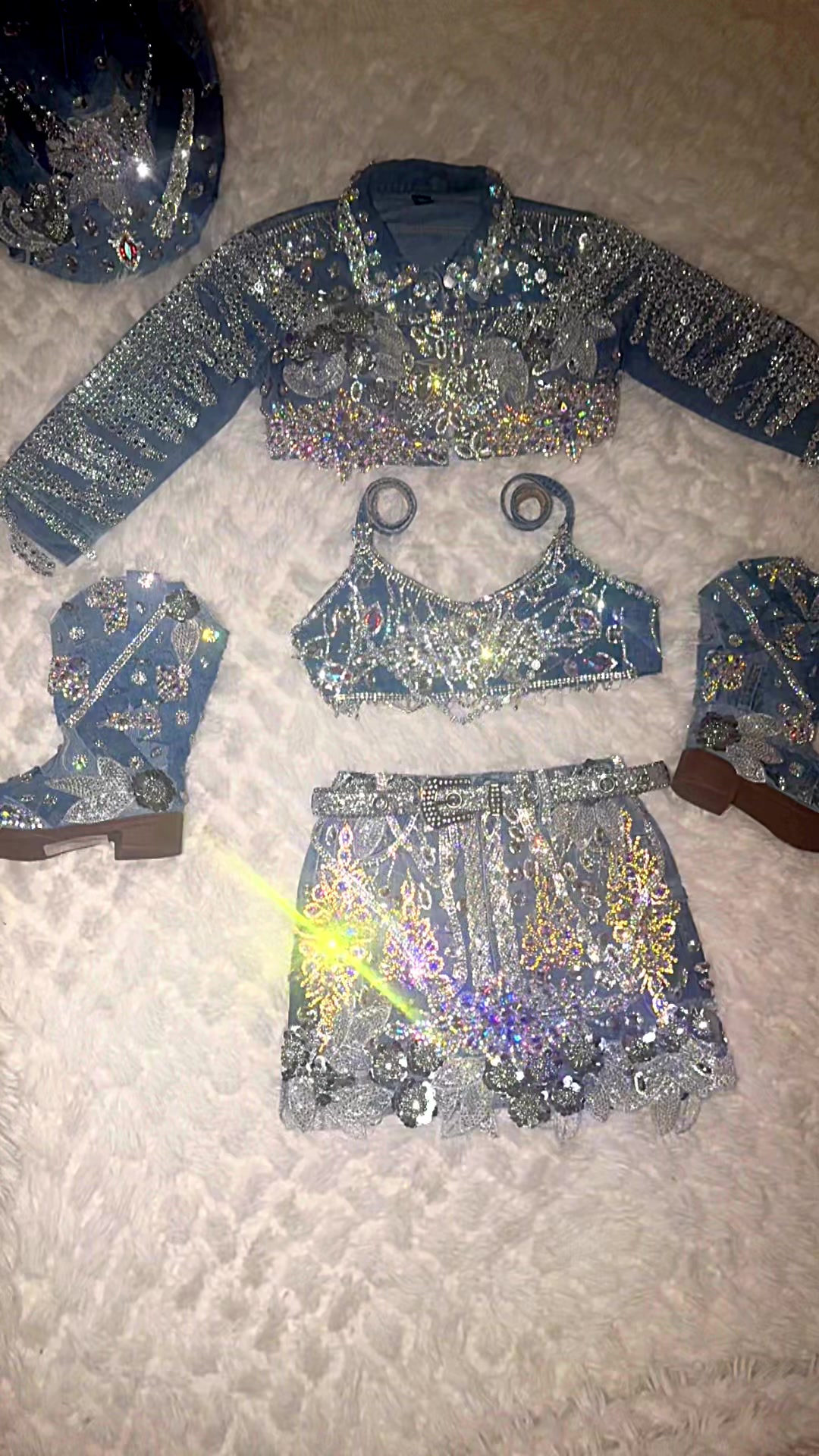 @costumemadecostumes
