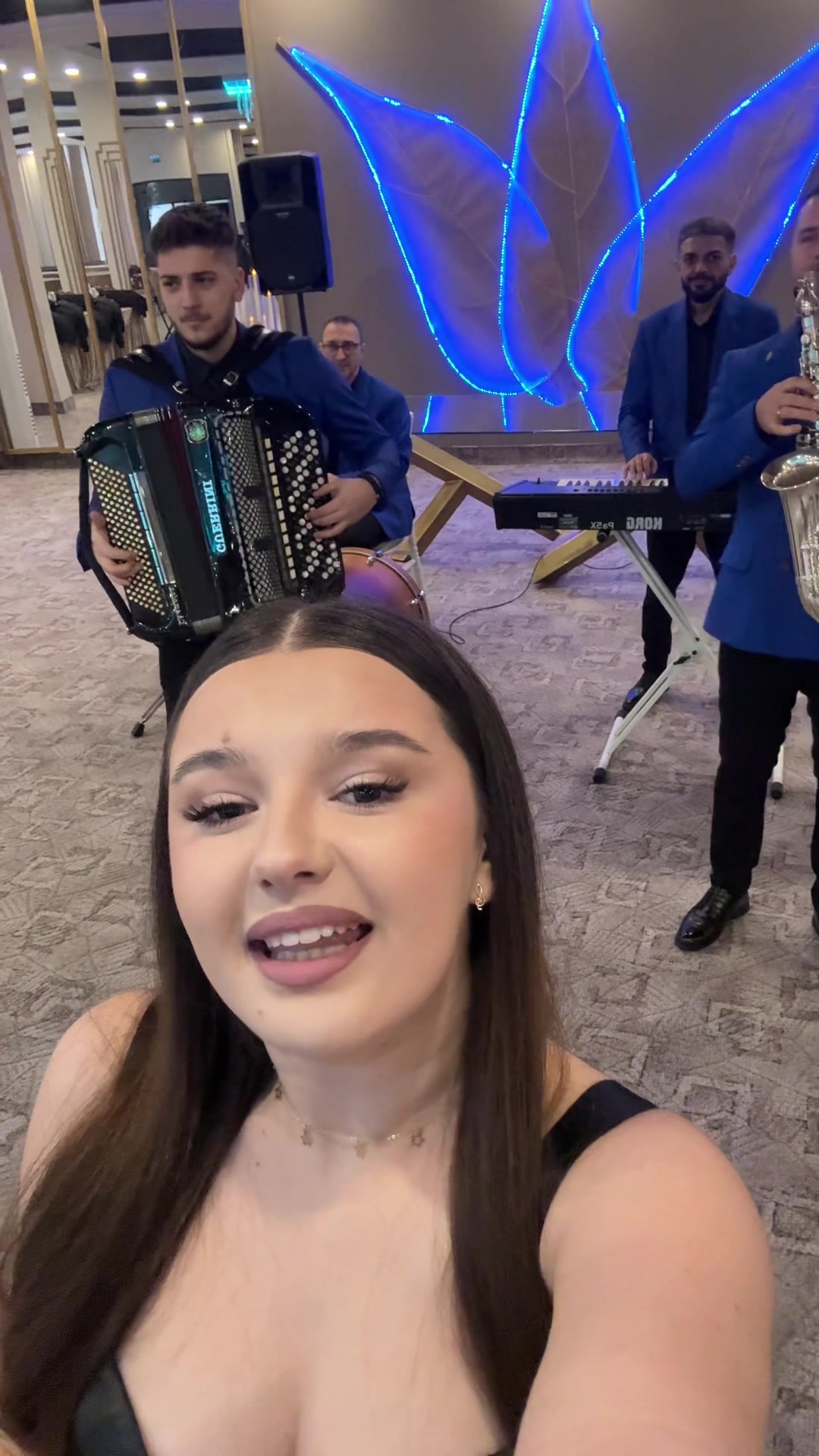 @𝐌𝐄𝐃𝐀𝐍𝐀🎙️