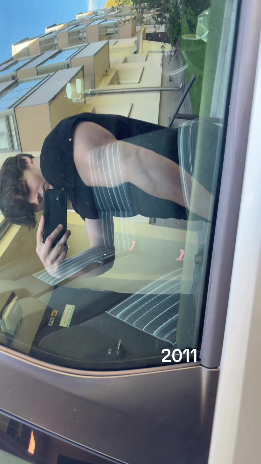 @adrian_valentine