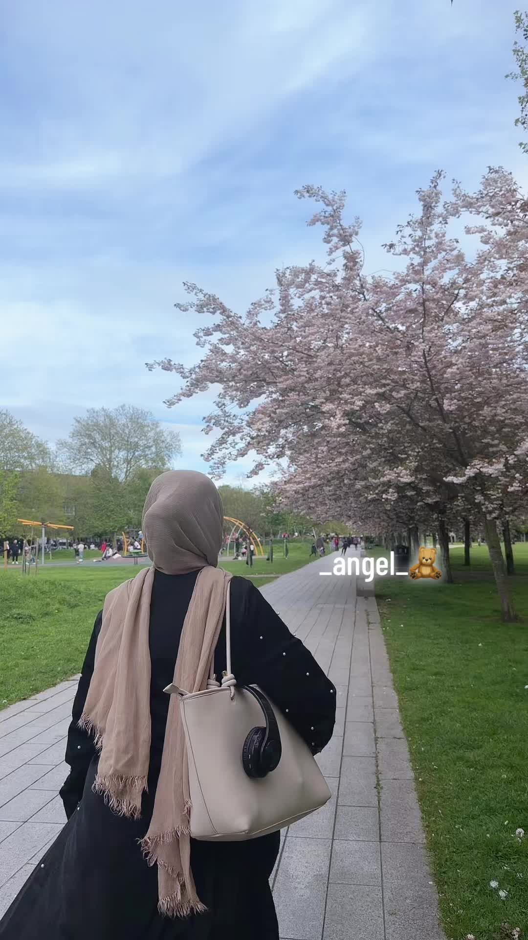 @_Angel_🧸