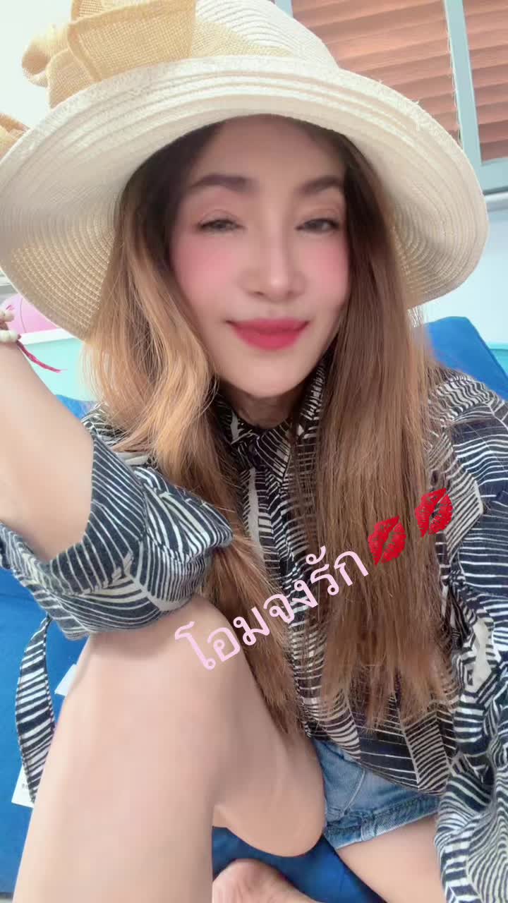 @Natalie🇹🇭🇬🇧