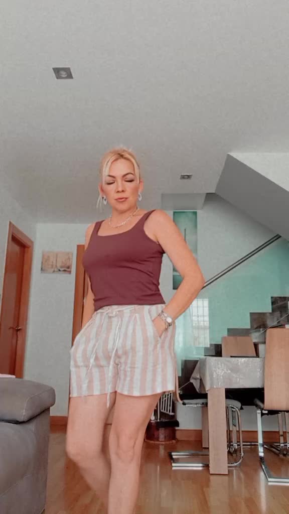 @Romina_18