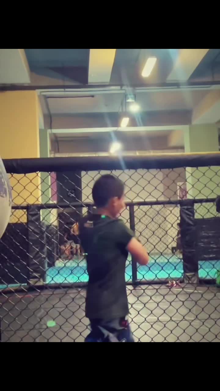 @𝒜ş𝓎𝓇_𝒸𝒽𝒶𝓂𝓅🐺