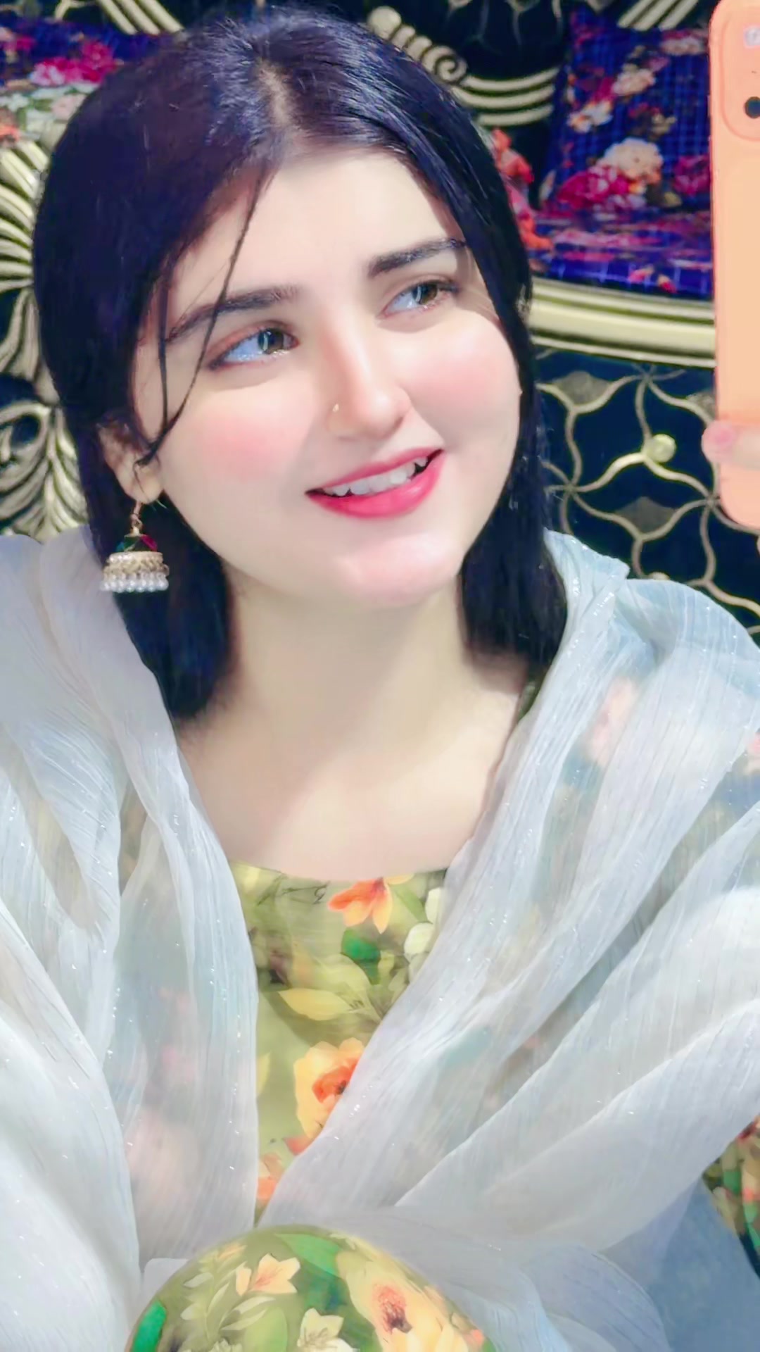 @𝓩𝓸𝔂𝓪🧚🏻&zwj;♀️
