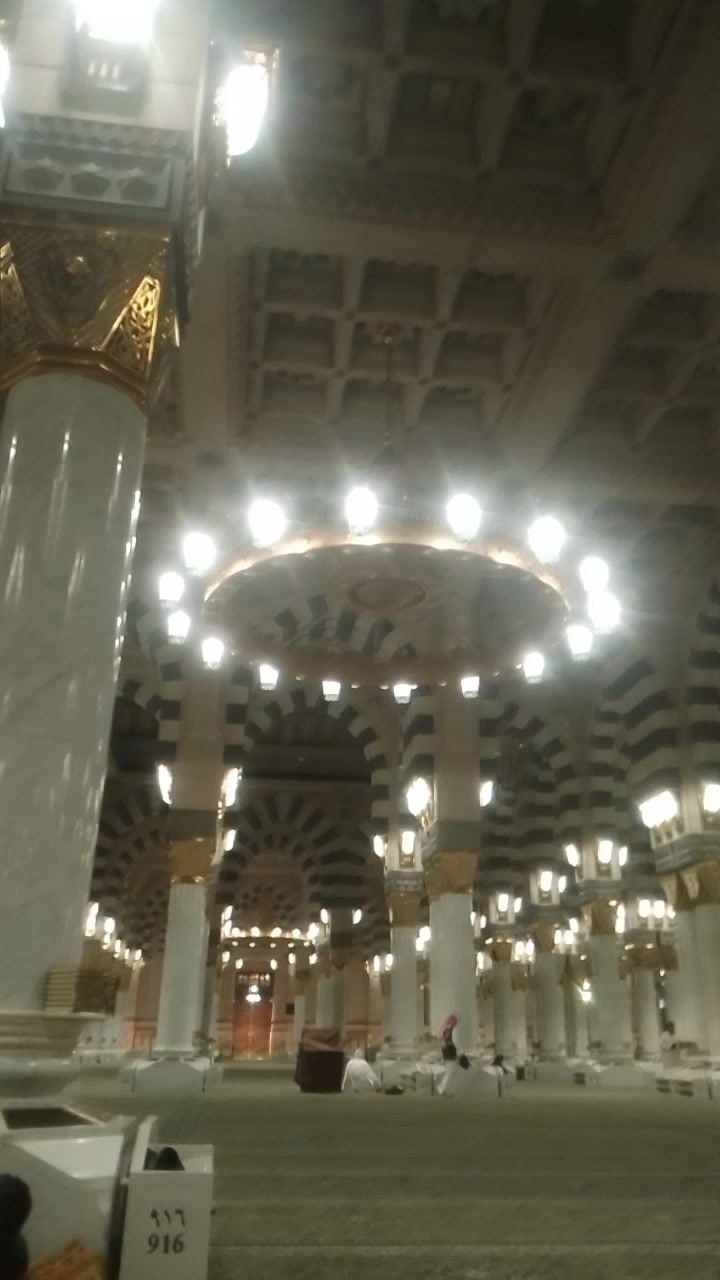 @𝐀𝐥𝐢 𝐑𝐚𝐳𝐚