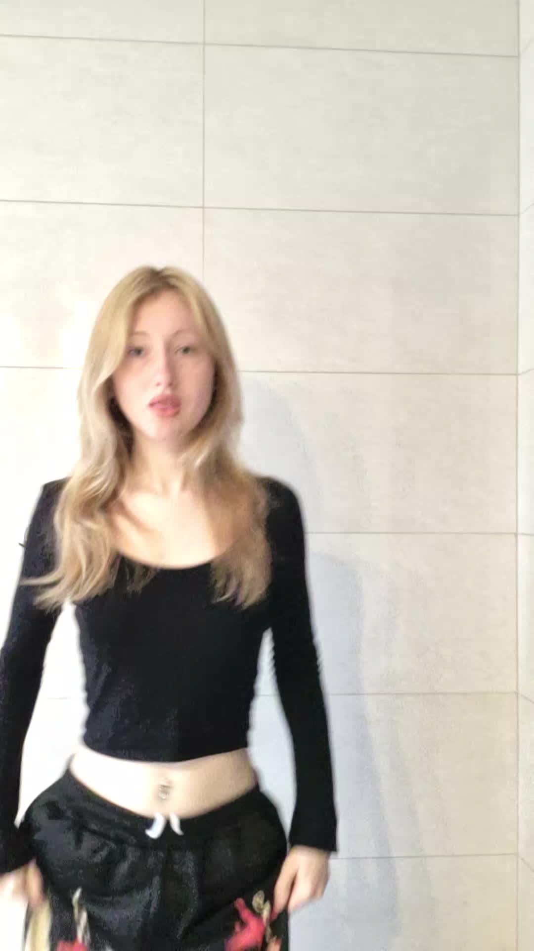 @amelianital