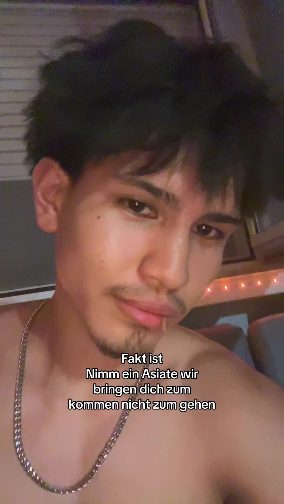 @♱